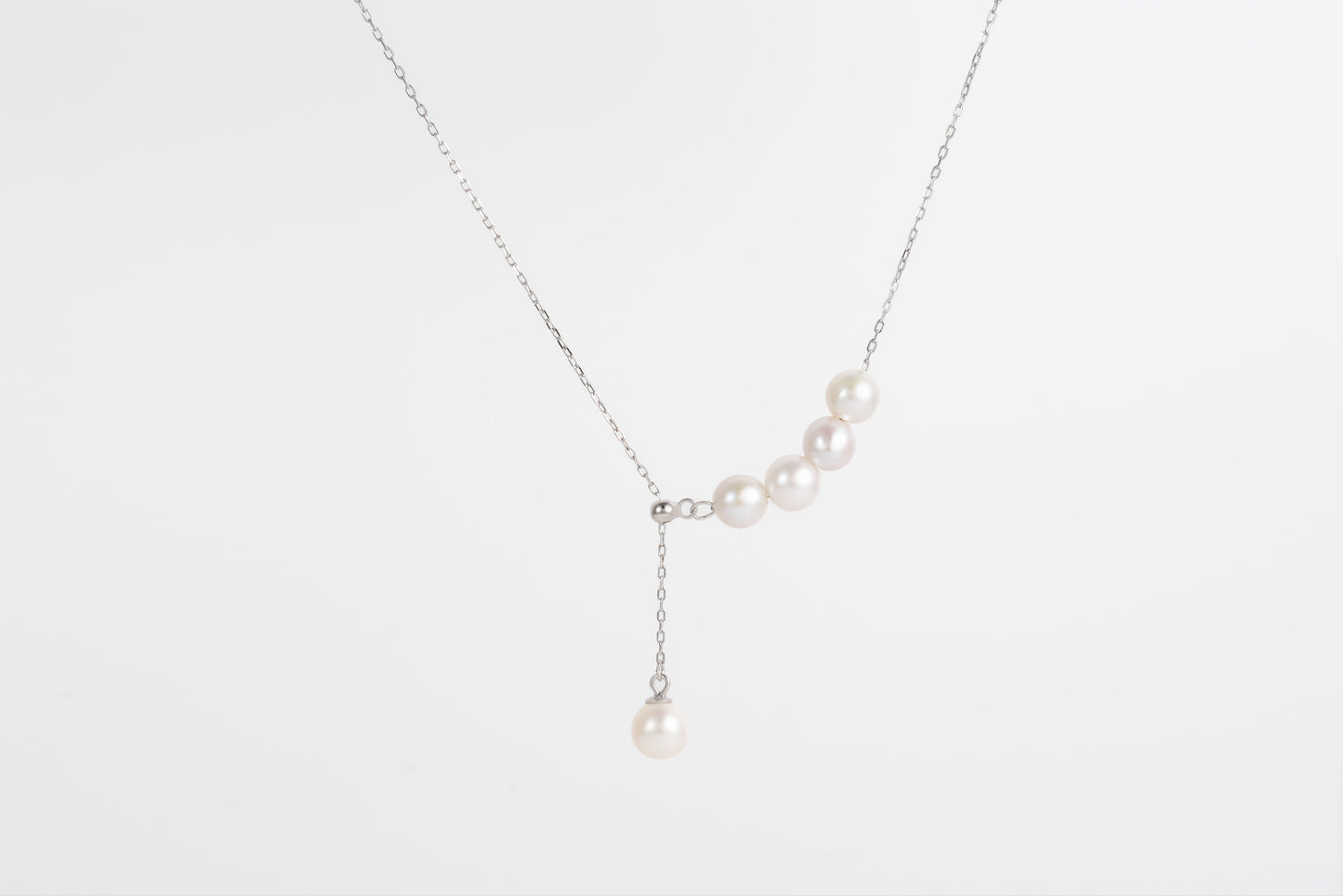 Round Pearl Pendant Necklace |  LAB#05